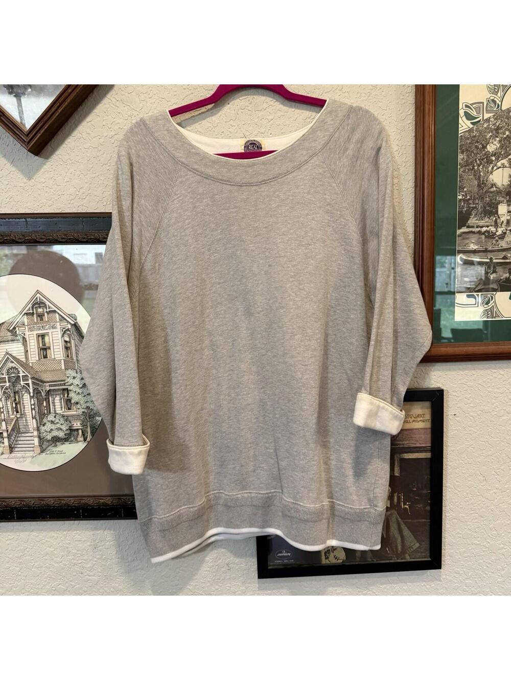 Vintage 80s/90s‎ RARE Saks Fifth Avenue Women’s Gray Designer Sweatshirt Medium